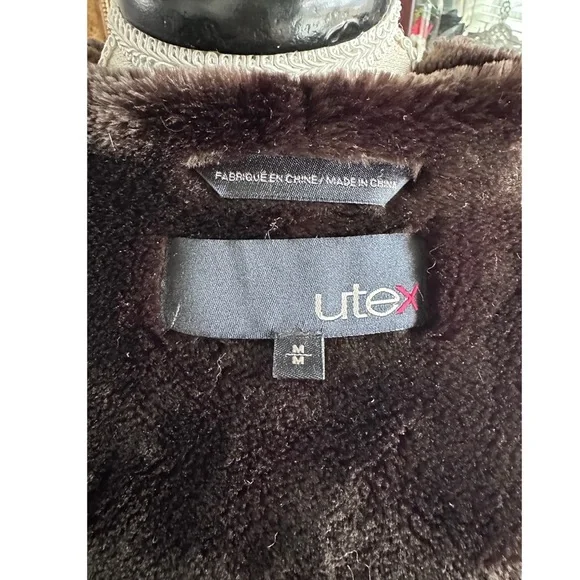 Utex Dark Brown Fur Coat - Picture 12 of 16